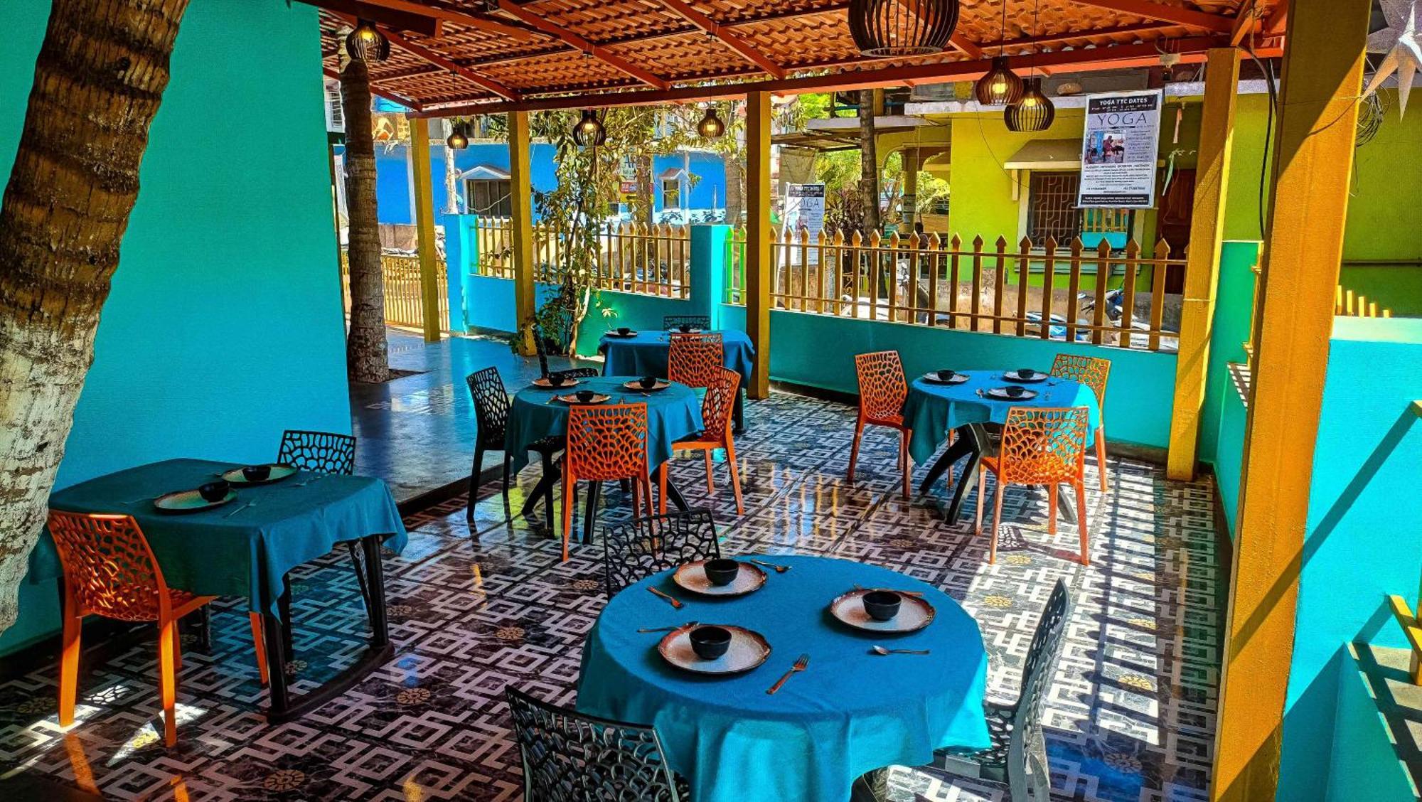 36 Yard Beach Cottages Старый Гоа Экстерьер фото
