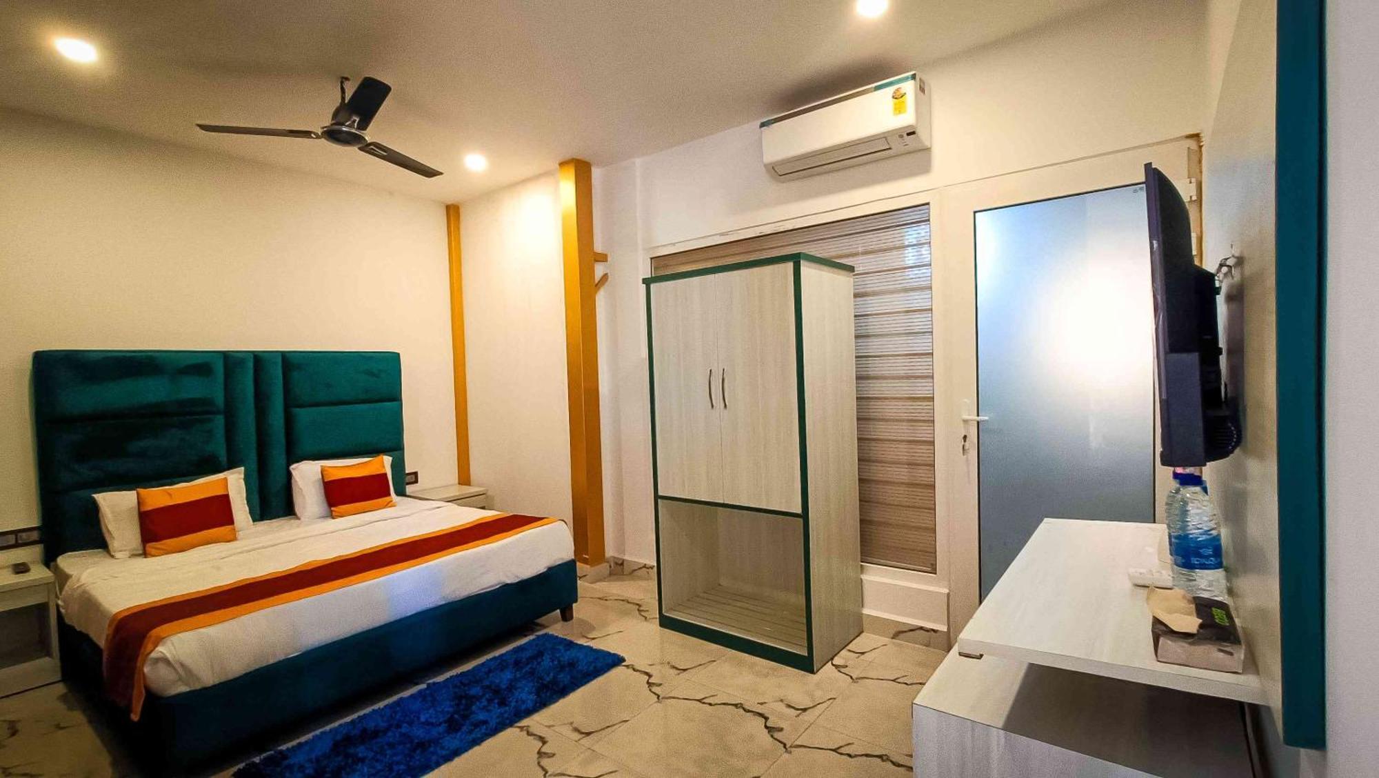 36 Yard Beach Cottages Старый Гоа Экстерьер фото